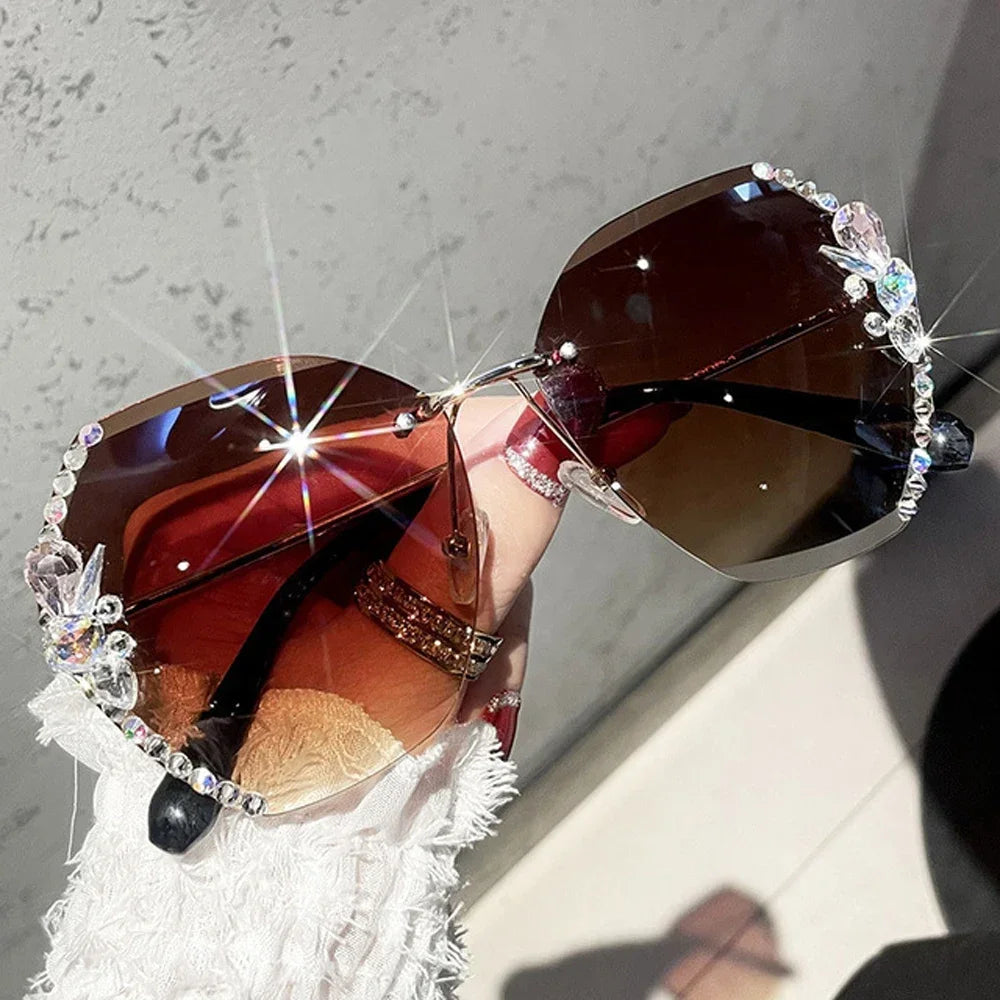2025 Luxury Design Vintage Rimless Rhinestone Sunglasses
